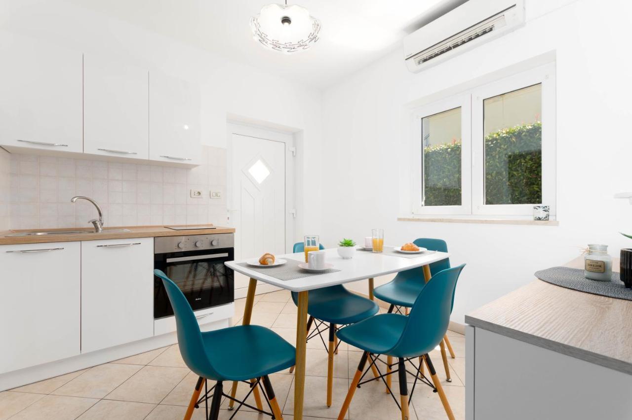 Apartment Lucija, Stinjan Pula Bagian luar foto